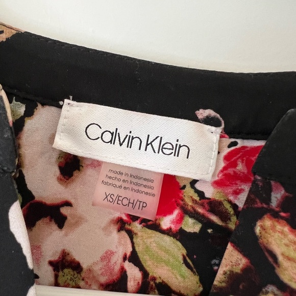 Calvin Klein Floral Blouse - Picture 4 of 6